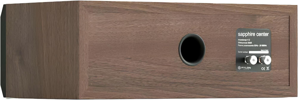 Głośnik centralny PYLON AUDIO Sapphire Center naturalne brzmienie głosów i dialogów, głośnik centroalny po skosie na białym tle