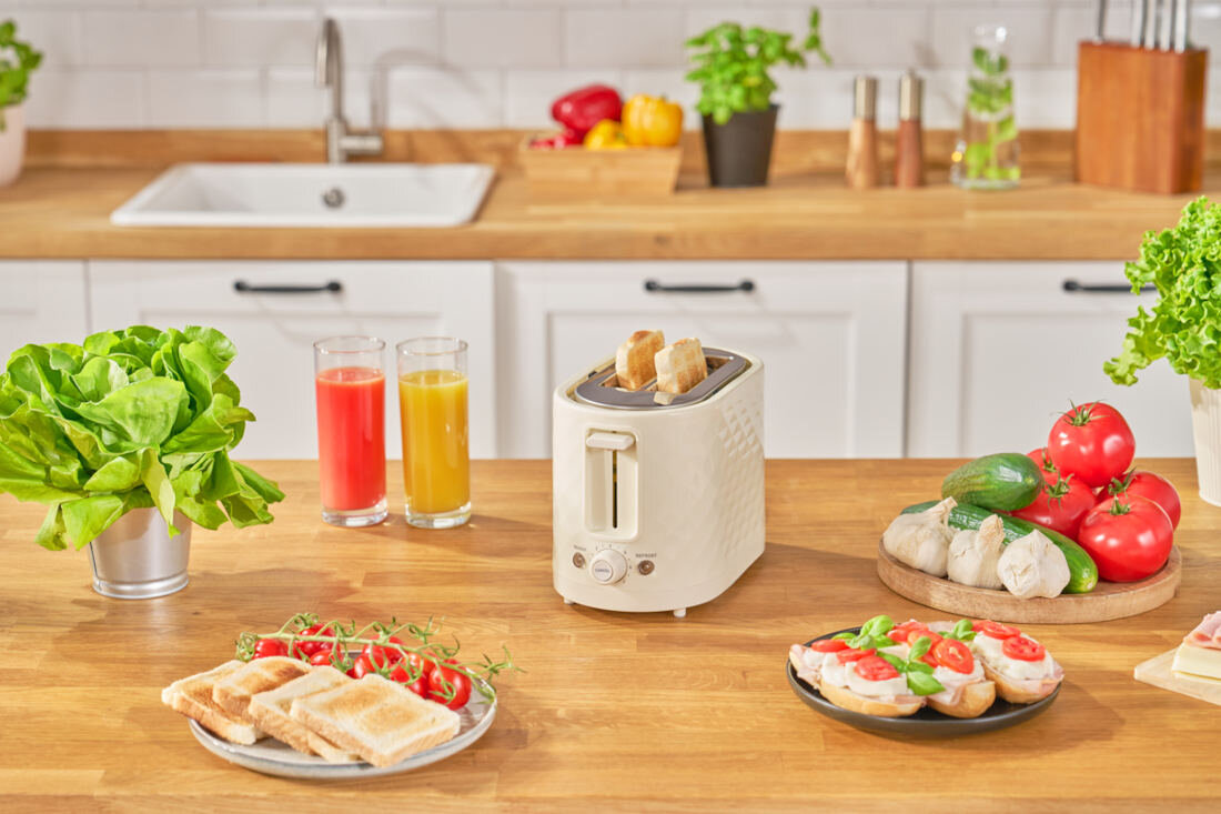 Toster ZELMER ZTS7632F Nienagrzewająca się obudowa wpływa na bezpieczeństwo wygoda użytkowania