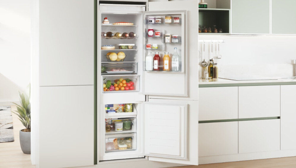 LODÓWKA CANDY CBT5518DW zdalne zarządzanie system modułowy elastyczne wnętrze aplikacja hOn