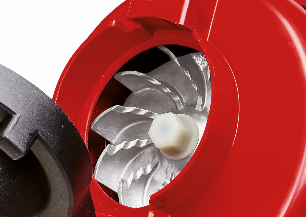 Odkurzacz do liści elektryczny EINHELL GC-EL 3000 E 3433320 zbliżenie na wentylator aluminiowe koło wentylatora odporność całego mechanizmu na uszkodzenia mechaniczne i odkształcenia solidna konstrukcja z metalu ogranicza ryzyko pęknięć wydłuża żywotność urządzenia