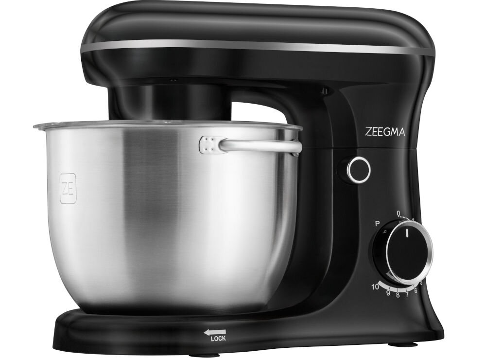 Czarny robot kuchenny planetarny z metalową misą i pokrętłem do regulacji prędkości. Na obudowie widoczne jest logo \'ZEEGMA\'.
