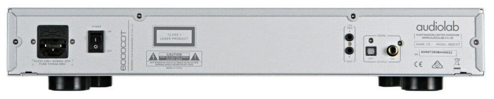 Odtwarzacz CD AUDIOLAB 6000 CDT kompatybilność CD-R CD-RW USB MP3 WMA AAC WAV, odtwarzacz CD od tyłu na białym tle