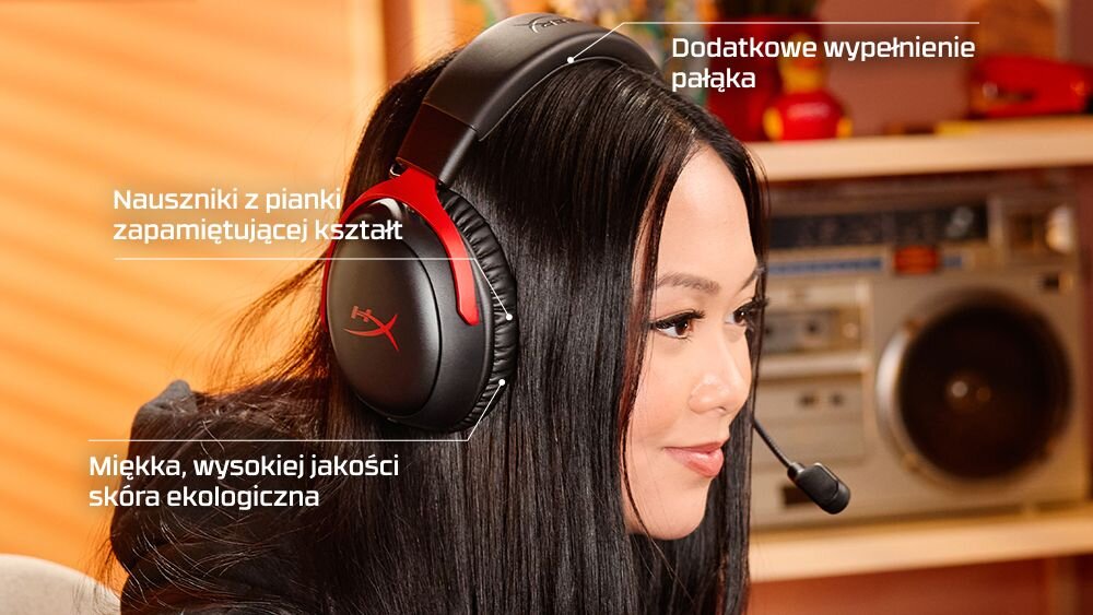 HYPERX Cloud III S Wireless słuchawki gamingowe, pianka zapamiętująca kształt, pałąk, nauszniki, miękka skóra ekologiczna, osoba z założonymi słuchawkami