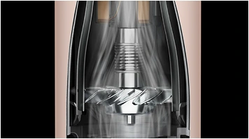 Zbliżenie na elementy technologii znajdujące się w rączce suszarki.