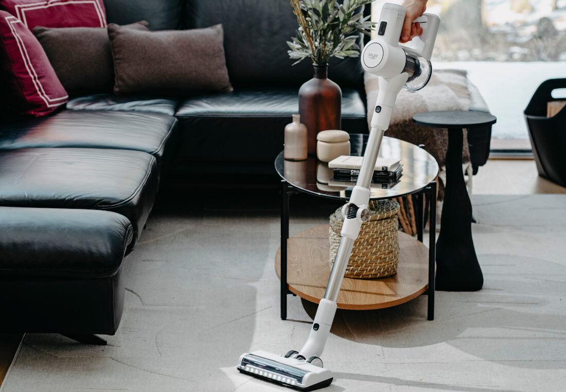 Odkurzacz ADLER AD 7060 wygląd design prezentacja wizualizacja tło Wygoda codziennego sprzątania