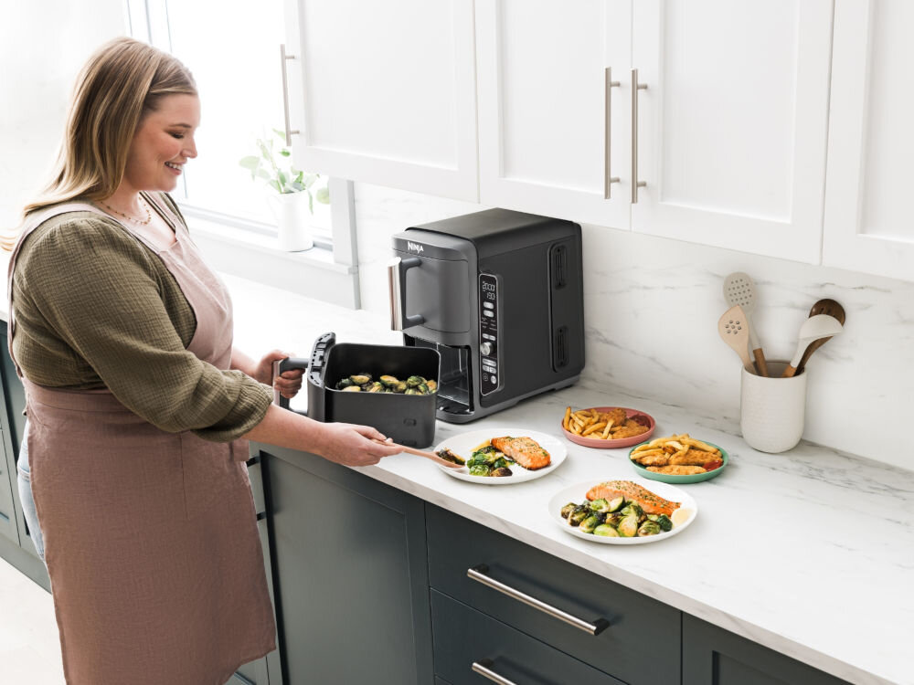 Frytkownica beztłuszczowa NINJA SL400EU Air Fryer z podwójnym koszem pomocnik w kuchni