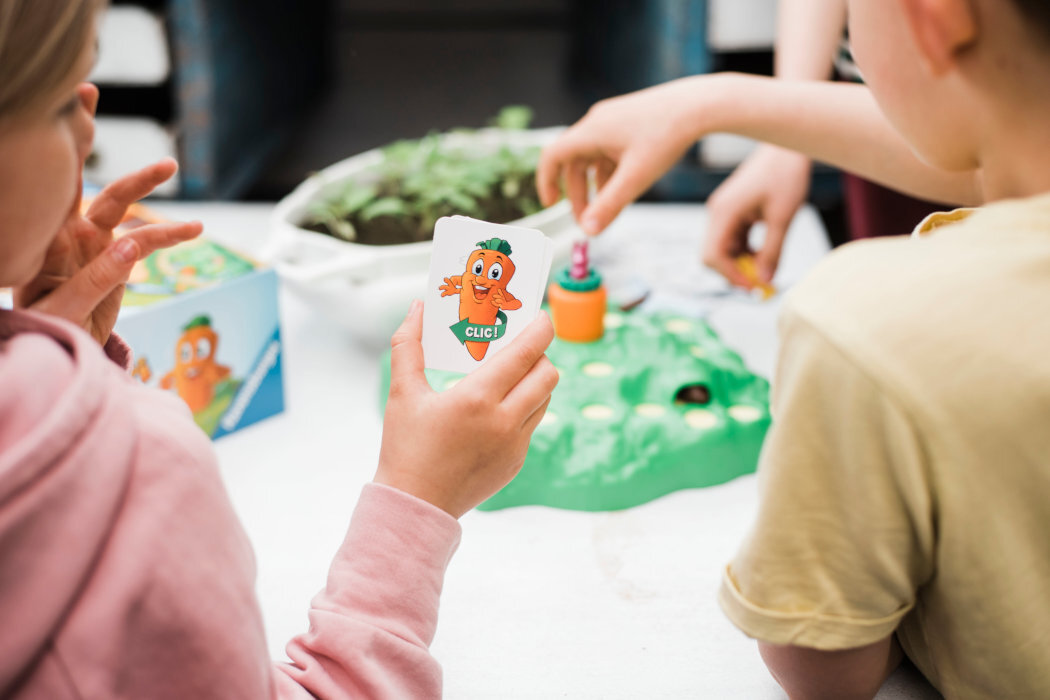 Gra planszowa RAVENSBURGER Lotti Karotti Deluxe 20903 radość liczenie nauka