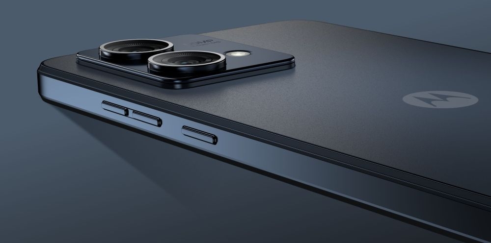 Smartfon MOTOROLA Moto g84 ekran bateria aparat procesor ram pamięć pojemność rozdzielczość zdjęcia filmy opis dane cechy blokady system łączność wifi bluetooth obudowa szkło odporność porty muzyka transfer sieć przekątna matryca waga czujniki