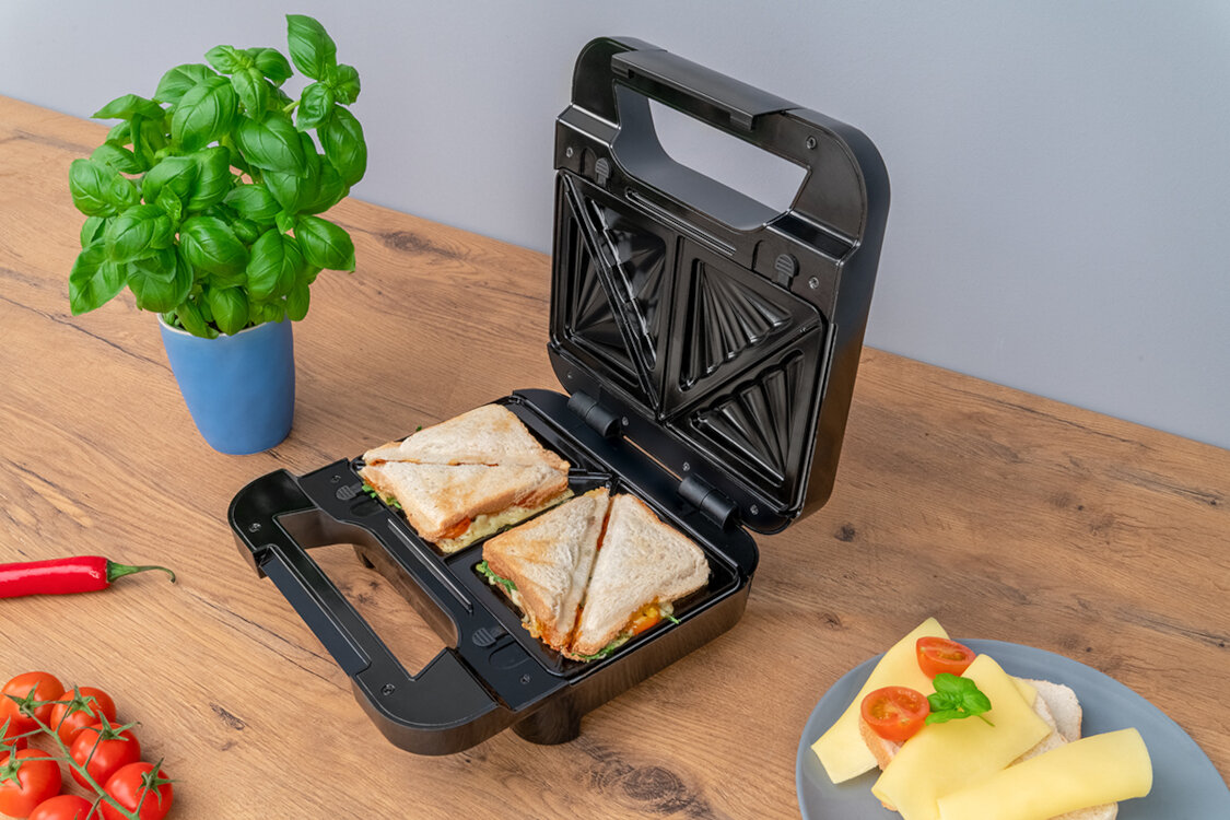 Opiekacz GÖTZE & JENSEN SM201X nieprzywierajaca powloka nienagrzewający się uchwyt