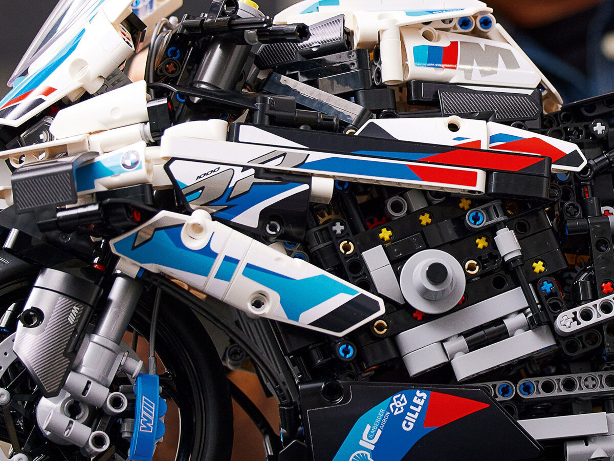 LEGO® Technic BMW M 1000 RR 42130 przod