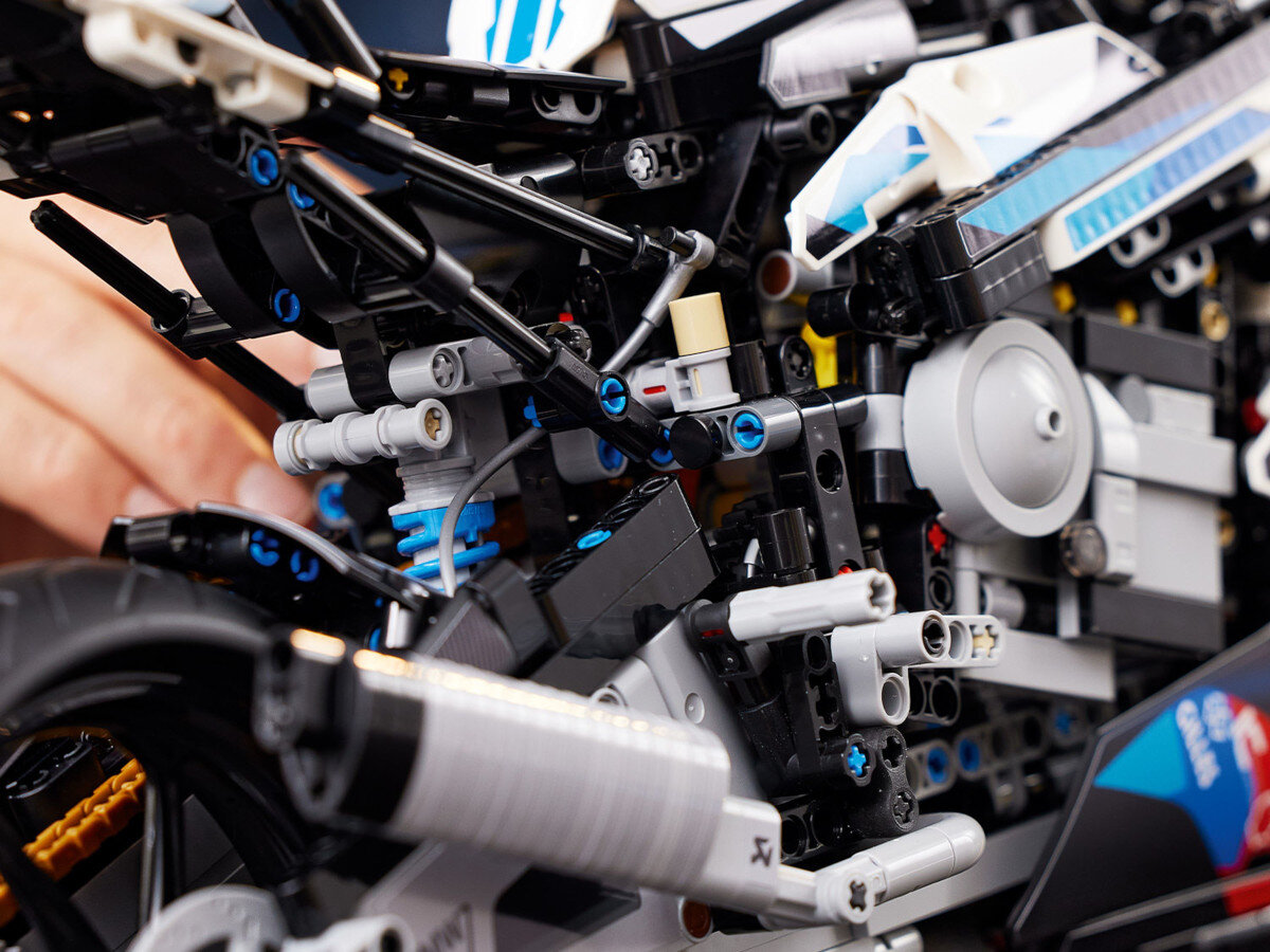 LEGO® Technic BMW M 1000 RR 42130 tyl