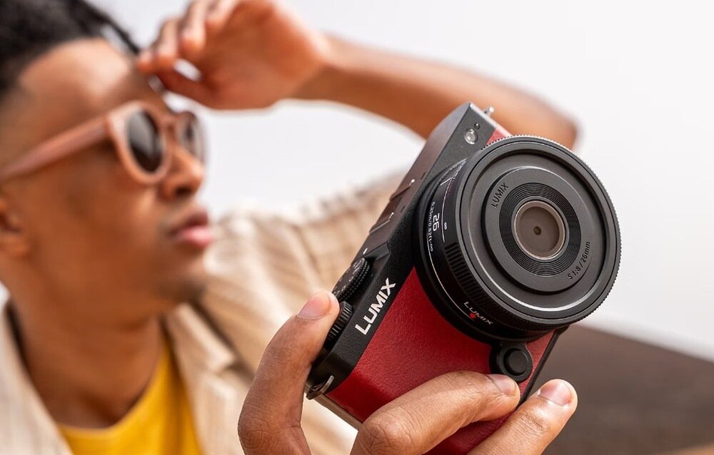 Aparat PANASONIC Lumix DC-S9    kv początek opisu