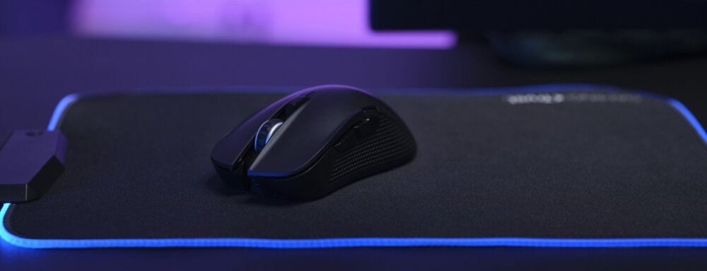 Mysz TRUST GXT 923 YBAR RGB lekkość przewodowa bezprzewodowa podświetlenie działanie konstrukcja przyciski konfiguralne sensor optyczny połączenie rozgrywka komfort