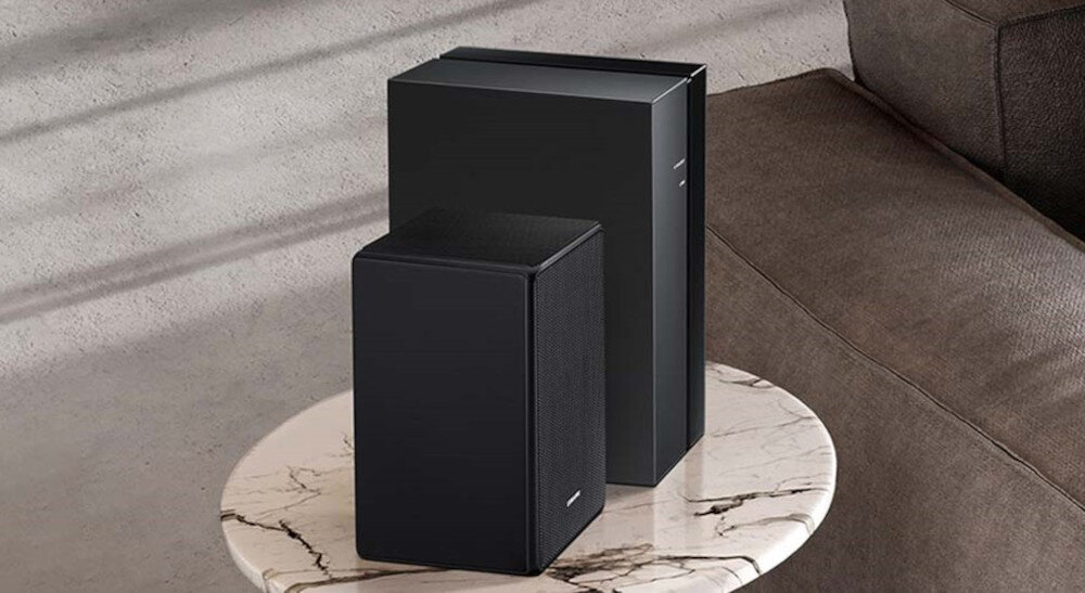 Kolumny głośnikowe SAMSUNG SWA-9250S - Bezproblemowe podłączenie, kolumna stojąca na stoliku, automatyczne połączenie z soundbarem, szybkie uruchomienie,