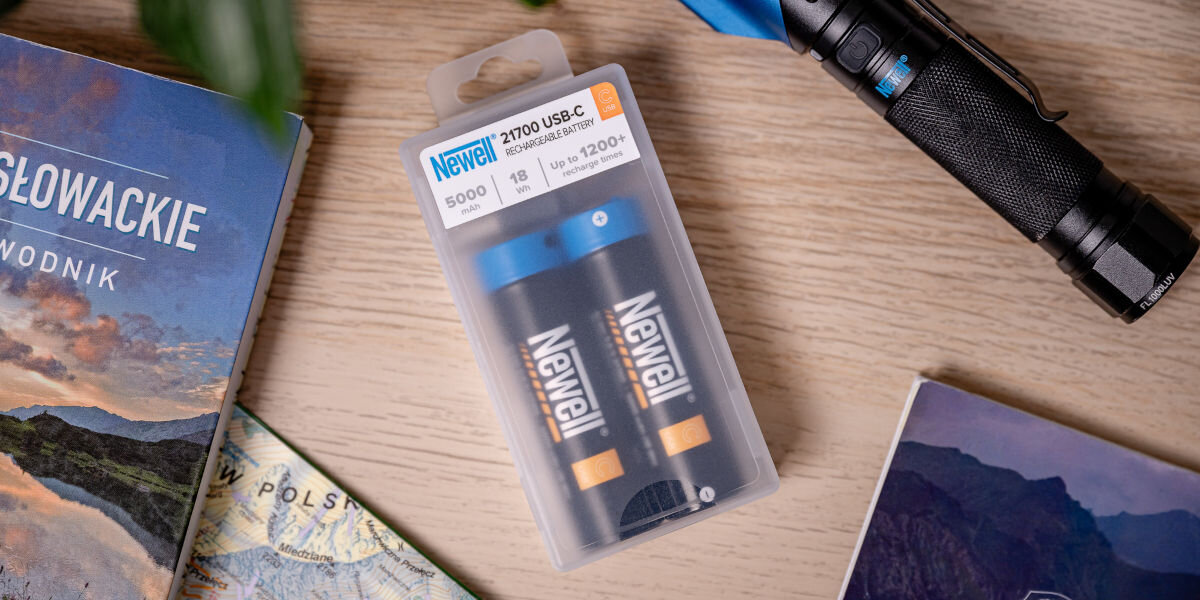 Akumulatorki NEWELL 21700 USB-C 5000 mAh (2 szt.), zabezpieczenia, bezpieczeństwo, ochrona, solidność, Blister Newell USB-C 2000mAh z latarką. 