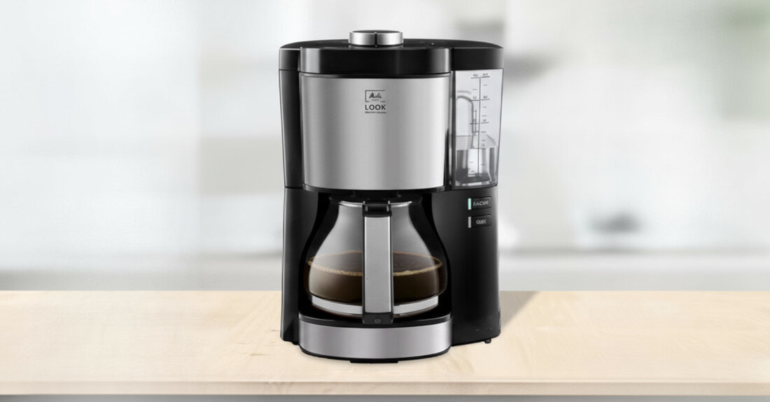 Ekspres MELITTA 1025-06 Perfection Look Czarny wygląd design tło prezentacja wizualizacja Aromatyczna kawa na każdy dzień