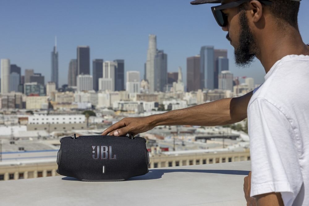 Głośnik mobilny JBL Xtreme 4  dźwięk zasilanie muzyka pasek BT łączność aplikacja na wycieczkę głośność ładowanie