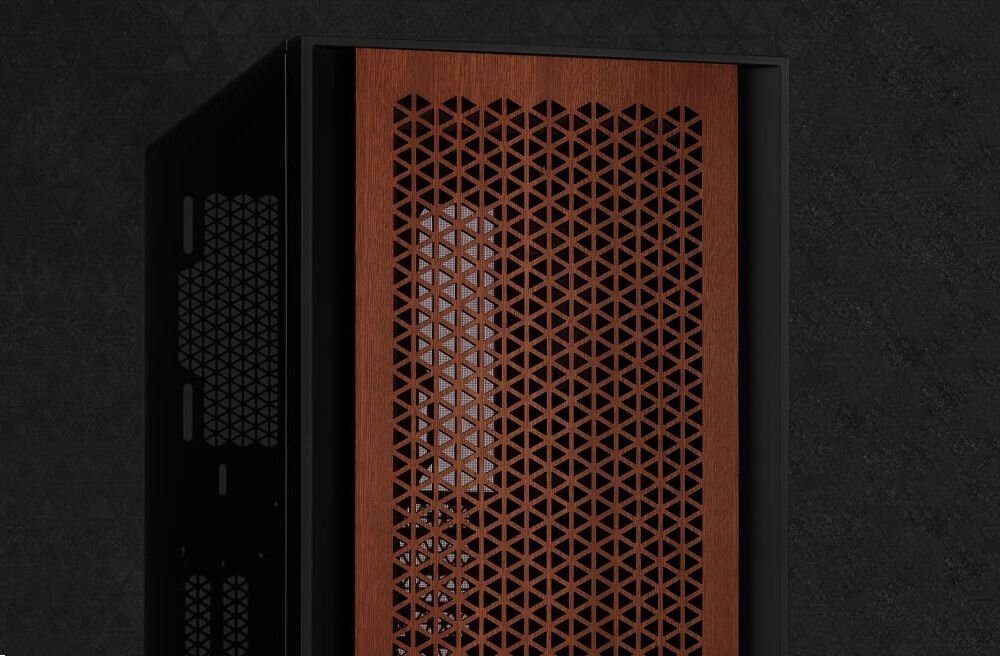 Komputer XQUANTUM Creator GeForce RTX Studio RS-R5-5070WH Zbliżenie na przedni panel obudowy komputera z drewnianym wykończeniem i ażurowym wzorem umożliwiającym przepływ powietrza, przeznaczenie, cechy, podzespoły