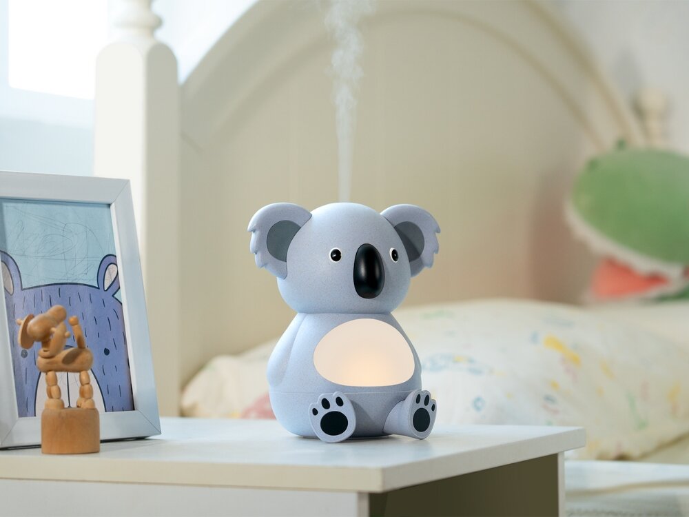 Dyfuzor NATURAL ORIGIN Koala
            uroczy dyfuzor na szafce nocnej nawilża powietrze optymalna wilgotność wspiera zdrowie przeciwbakteryjnie przeciwwirusowe
