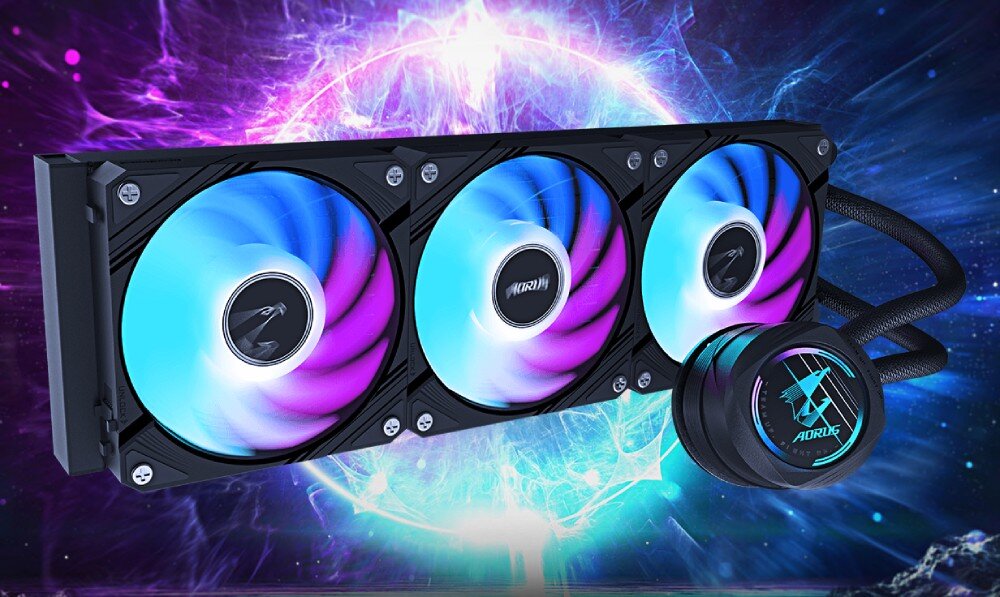 Komputer MAD DOG GeForce RTX5090 DLSS 4 Reflex Edition 2 Powered by Gigabyte C500-A05WR32WP Zestaw chłodzenia wodnego składający się z pompy, chłodnicy i trzech wentylatorów z podświetleniem RGB w odcieniach niebieskiego i fioletowego, chłodzenie wodne procesora, chłodnica, podświetlenie, temperatura
