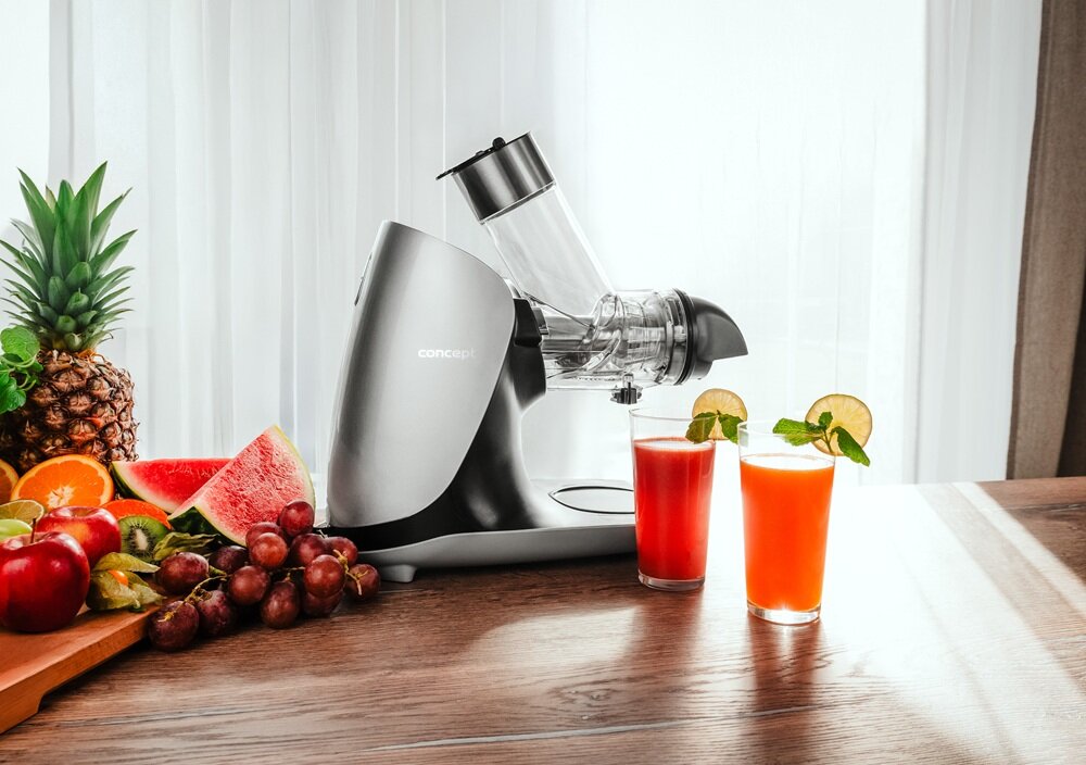 Wyciskarka wolnoobrotowa CONCEPT Nutriboost LO7250 antypoślizogwe nózki, niewielka waga, wygodne ustawienie na blacie, czarny kolor