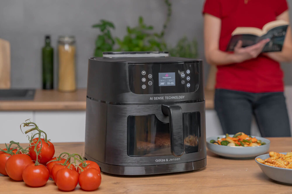 Frytkownica beztłuszczowa GÖTZE & JENSEN AF850T AI Air Fryer Gumowe nóżki obudowa bezpieczeństwo użytkowania komfort