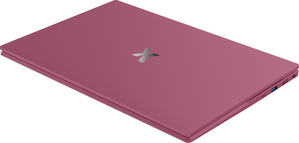 Laptop MAXCOM Office mBook14 Lite Plus Zamknięty laptop w kolorze granatowym leżący na płasko i widoczny pod kątem, waga, bateria