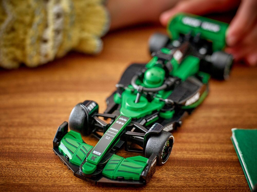 LEGO 77247 Speed Champions Bolid F1 KICK Sauber Team C44   kv lifestyle początek opisu sekcja nagłówkowa