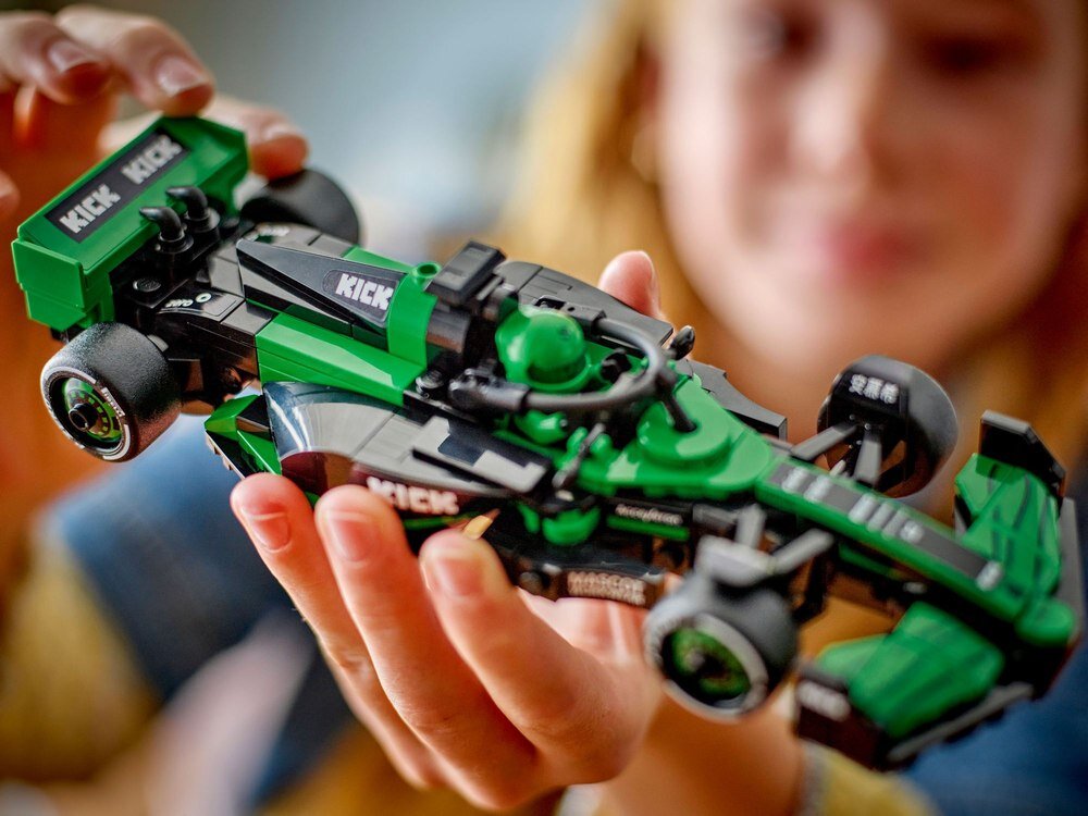 LEGO 77247 Speed Champions Bolid F1 KICK Sauber Team C44  detale samochodu wyścigi  