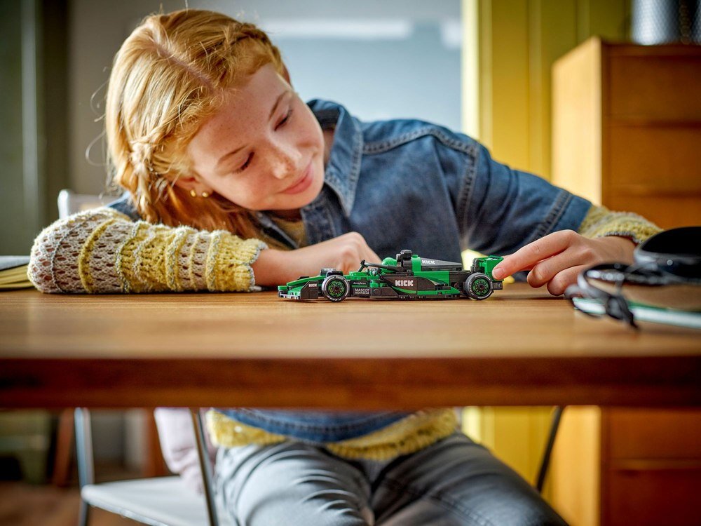 LEGO 77247 Speed Champions Bolid F1 KICK Sauber Team C44 259 elementów 4 cm wysokości, 20 cm długości i 7 cm szerokości