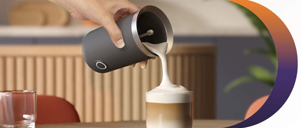 Tworzy gęstą, kremową piankę w kilka sekund