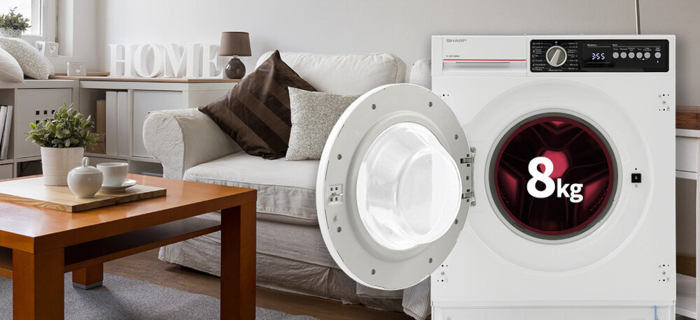 PRALKA SHARP ES-NIB814BWNA-PL wizualizacja lifestyle salon sofa stolik kawowy pralka front otwarta wnętrze bęben środek pusty 8 kg do zabudowy sharp kompaktowe wymiary oszczędność energii klasa a 1400 obr/min szybkie wirowanie krótszy czas schnięcia wygoda efektywność ekonomiczne rozwiązanie energooszczędna cicha designerska