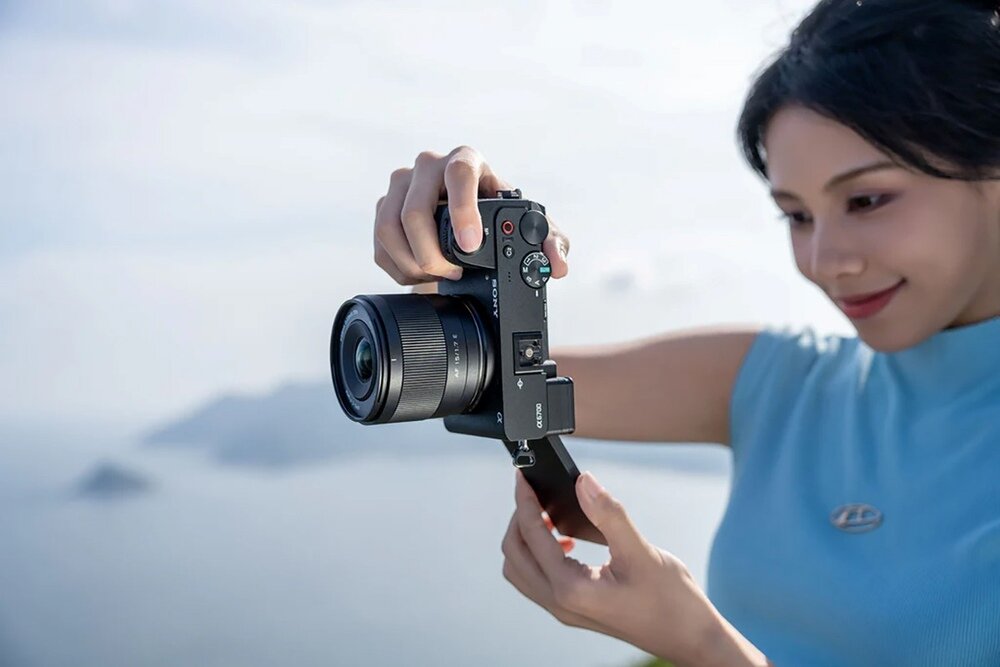 Obiektyw VILTROX AF 15mm f-1.7 szerokokątny, kompaktowy, jasny obiektyw do zdjęć i wideo