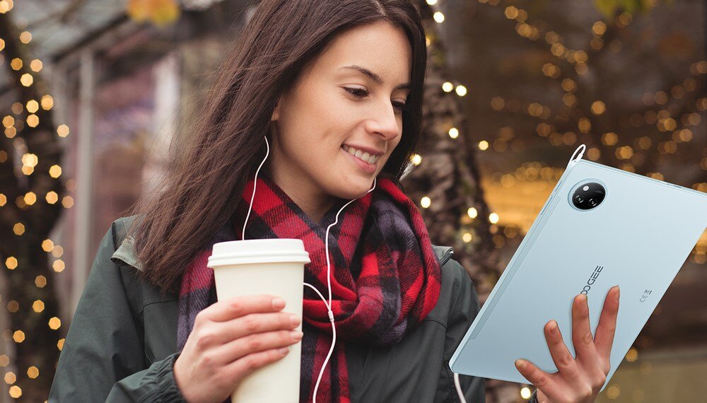 Tablet DOOGEE Tab A9 Pro+ głośniki stereo dźwięk przestrzenny jack 3.5 mm