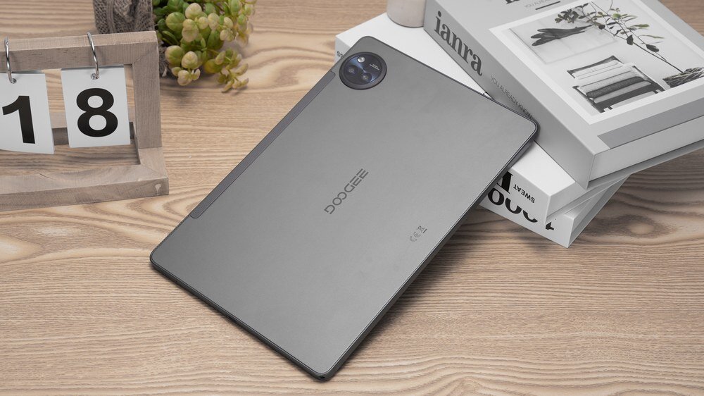 Tablet DOOGEE Tab A9 Pro+ smukły design eleganckie wykończenie przenośny wygląd