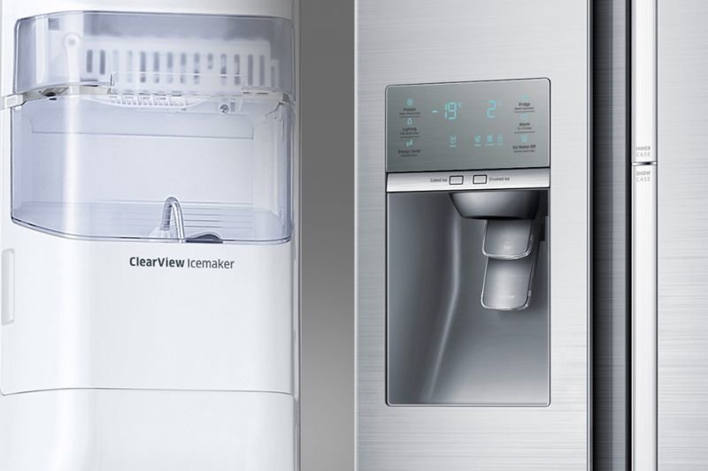 Samsung Orzeźwienie na wyciągnięcie ręki. Dyspenser wody i lodu