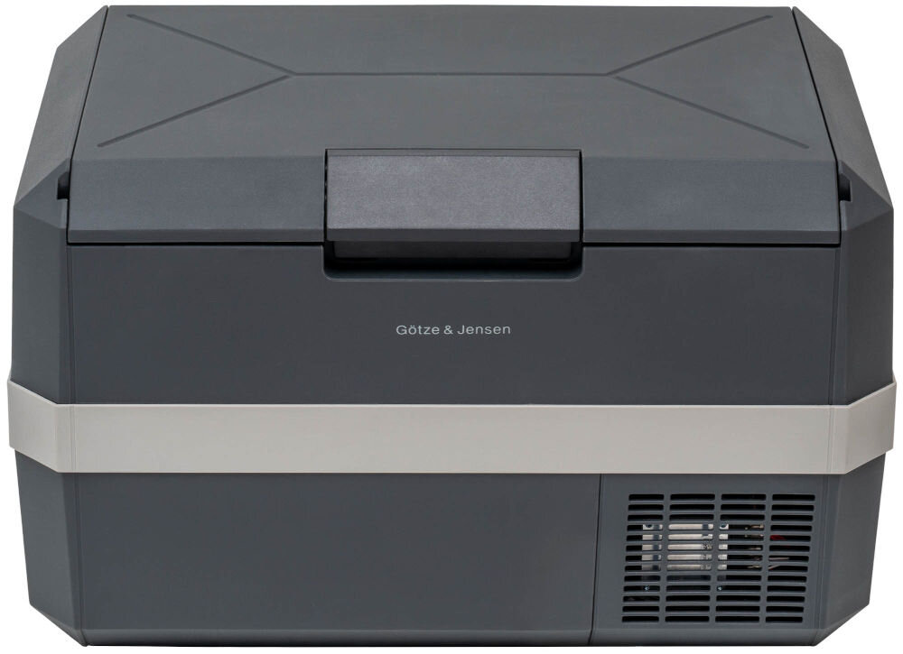 Lodówko-zamrażalka turstyczna samochodowa GÖTZE & JENSEN PF400 Frontowy widok zamkniętej przenośnej lodówki Götze & Jensen w kolorze grafitowym z jasnym pasem i widocznym panelem wentylacyjnym.