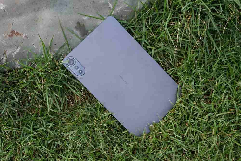 Tablet BLACKVIEW Mega 3 555 g 7.4 mm grubości  