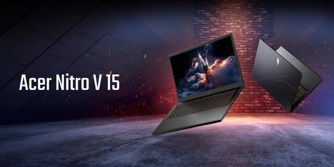 ACER Nitro V 15 gaming laptop na dramatycznym tle z efektami ognia i iskier oraz ceglaną teksturą, prezentującym dwa laptopy z otwartymi ekranami w pozycji dynamicznej, podświetloną klawiaturą i logo ACER Nitro V 15 dla intensywnego gamingu, tworzenia treści i rozrywki mobilnej
