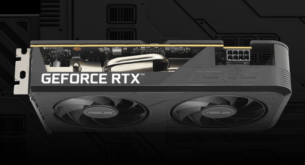Karta graficzna ASUS Dual GeForce RTX 5050 OC Edition 8GB Widok karty z góry ukazujący rurkę cieplną i złącze zasilania