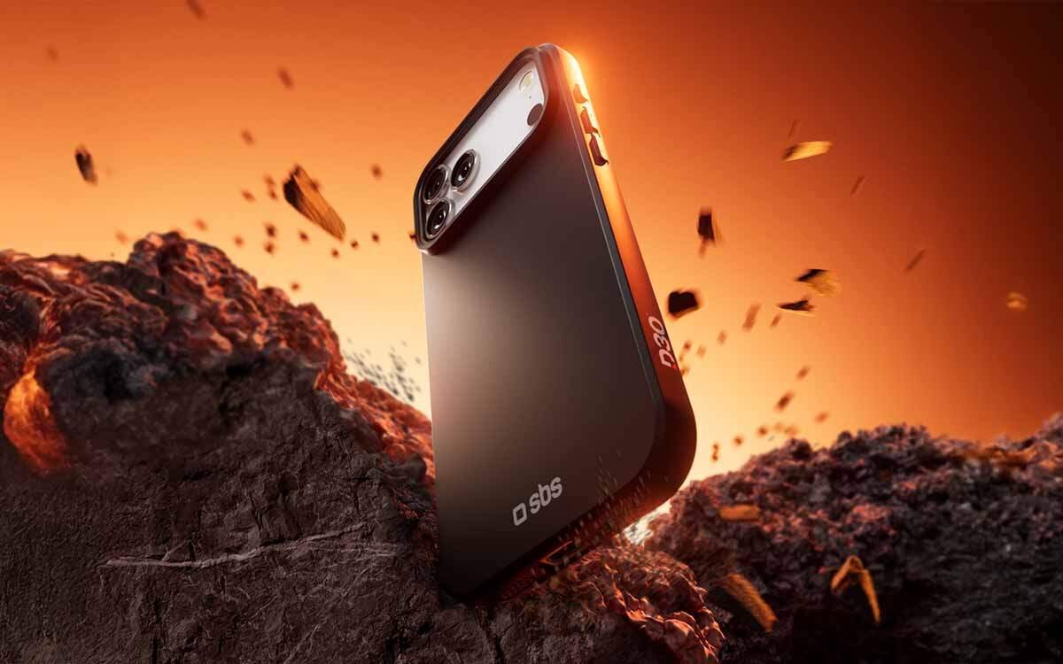 Etui SBS D3O Mag Full do Apple iPhone 17 Pro Czarny Absorbujący wstrząsy materiał D3O utwardza się podczas uderzenia i chroni telefon.