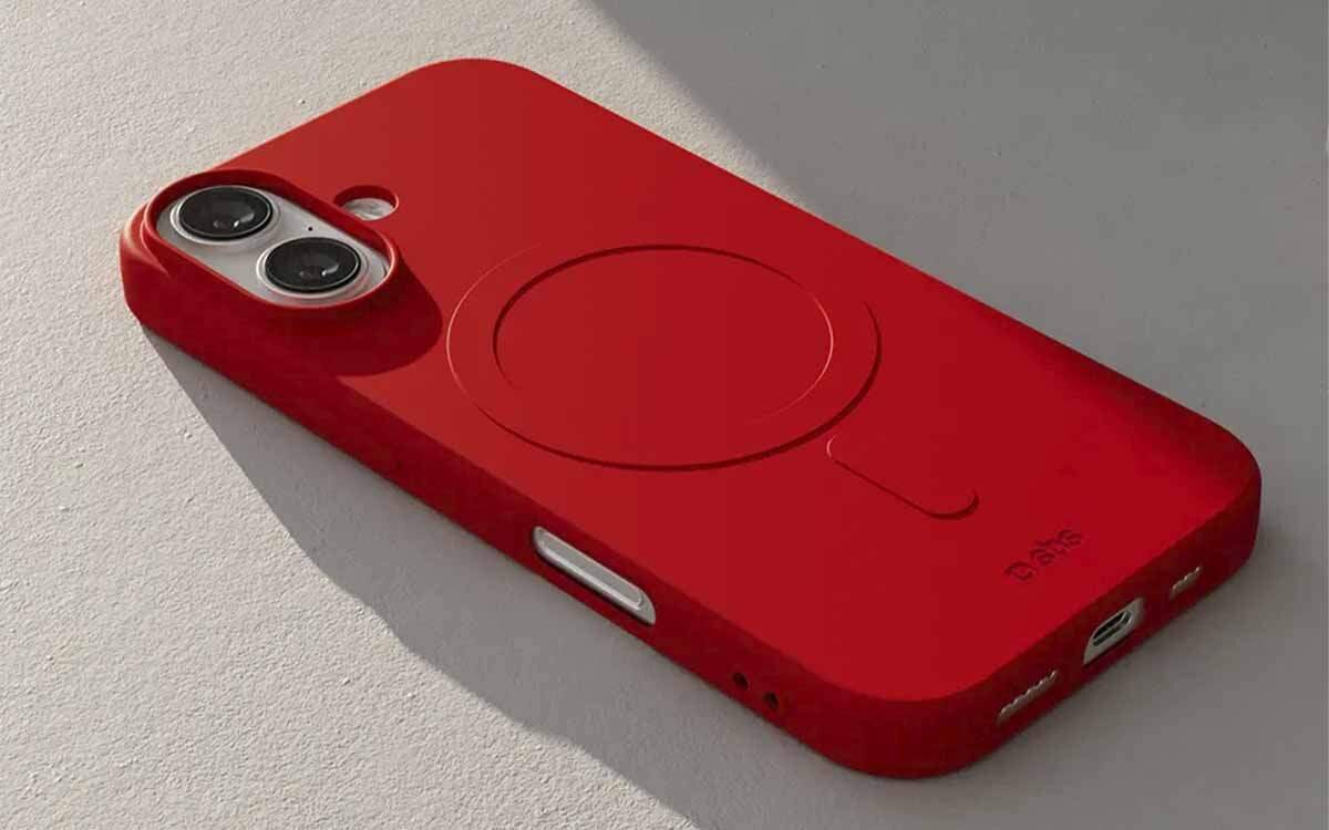 Etui SBS Instinct MagSafe do Apple iPhone 17 Czerwony Etui Instinct chroni przyciski telefonu, nie tracąc funkcjonalności.