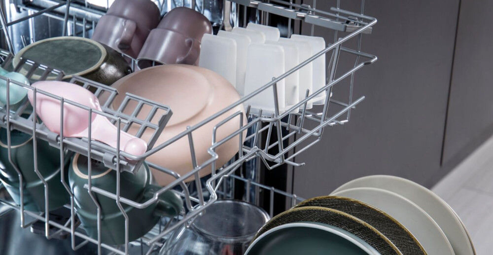 ZMYWARKA HISENSE HV520E40UK Extra Dry funkcja płukanie suche naczynia