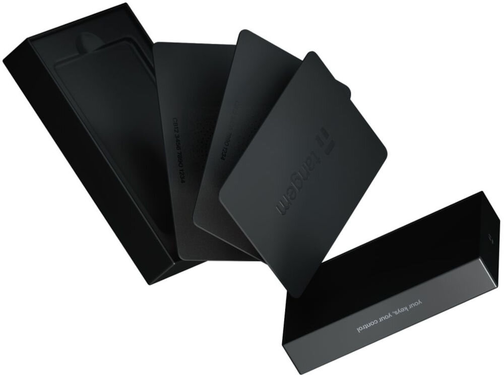 Portfel kryptowalut TANGEM 3 Card Set Zestaw trzech czarnych kart Tangem w eleganckim czarnym pudełku