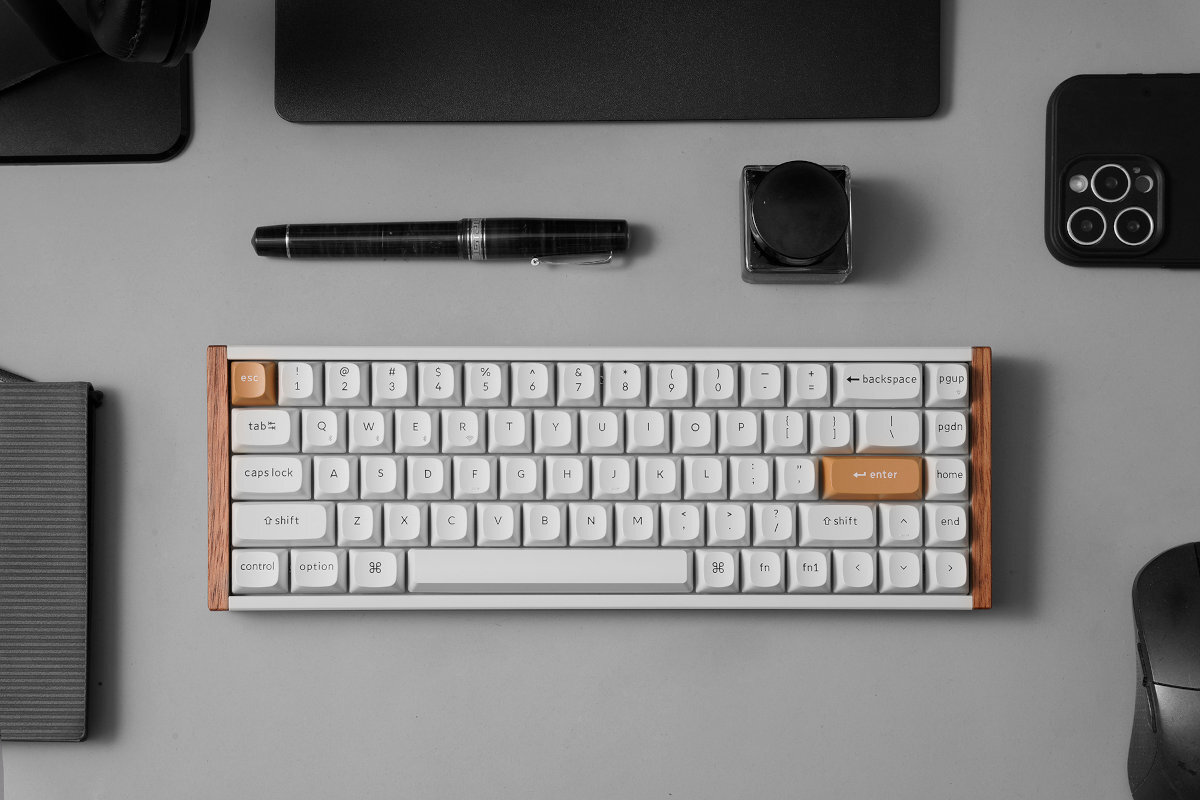 KEYCHRON K6 HE Gateron Double‑Rail Magnetic Nebula Hall Effect aktywacji w zakresie 0,2–3,8 mm Rapid Trigger i Multi‑Action czterech różnych komend pojedynczego klawisza Tryb analogowy - klawiatura od góry na blacie