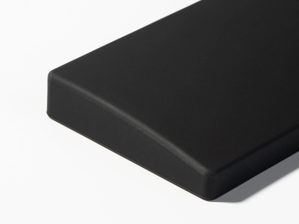 Keychron Silicone Palm Rest Keychron Silicone Palm Rest podpórka pod nadgarstki wysokogatunkowego silikonu odciąża nadgarstki - podkładka od boku na białym tle