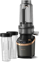 Blender kielichowy z modułem sokowirówki w kolorze czarnym z miedzianymi akcentami, obok dwa przezroczyste bidony z czarnymi pokrywkami. Na blenderze widoczne jest logo \'Philips\'.