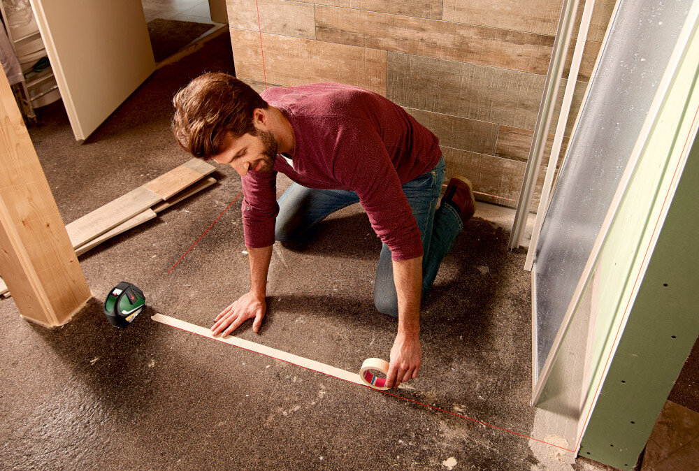 Laser krzyżowy BOSCH Universal Level 3 0603663903 prosta obsluga zasilanie 3 baterie 1,5 V typu AA