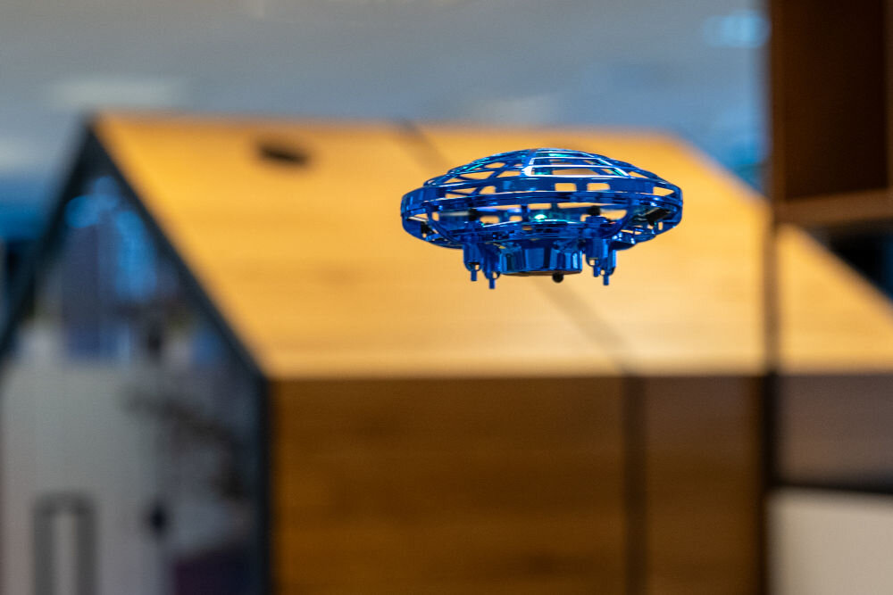 Mini dron zdalnie sterowany S-LINE Ufo RCC105 unoszący się