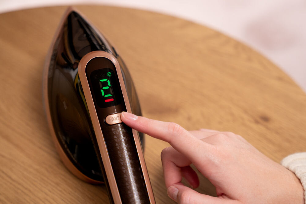 Parownica do ubrań (Steamer) GÖTZE & JENSEN SI750 suwak regulacji blokada para zwolnienie blokady